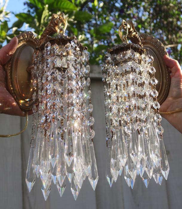 PAIR Vintage Scon...